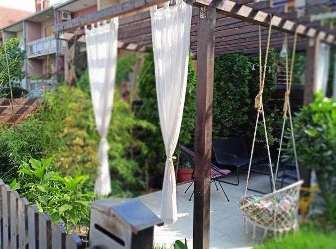 Dusica 公寓 雅戈丁那